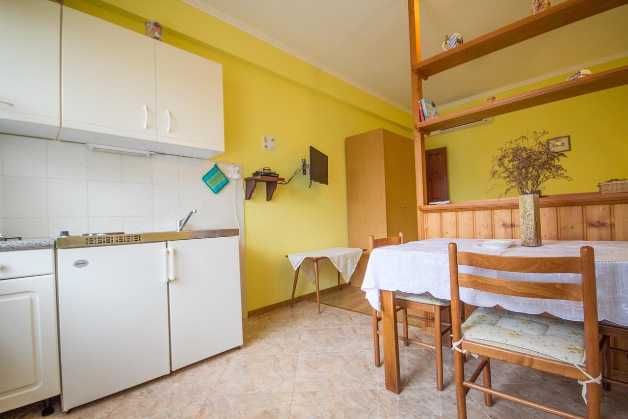 Sandra House With Apartment Umag Exterior photo